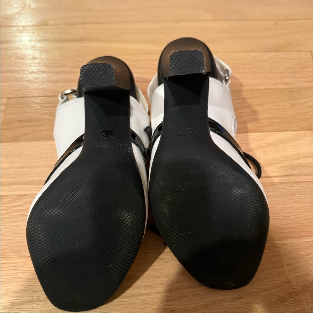 Prada Women's Black, Red, and White Lace-Up Heels - Picture 4 of 4